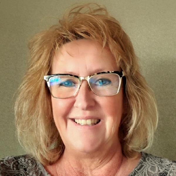 Peggy Stolze